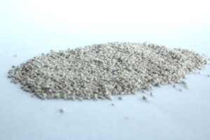The efficiency of a granular filter